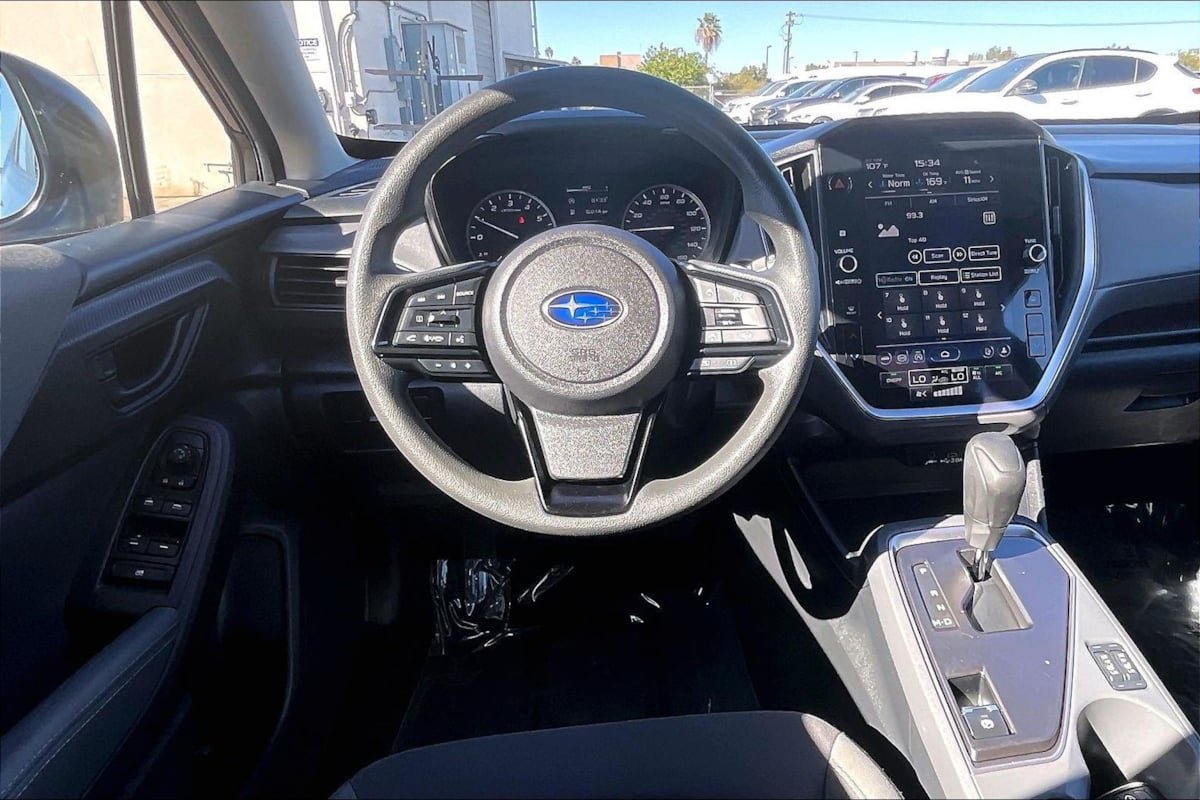 Used 2025 Subaru Crosstrek 2.5i Premium AWD/4WD image 5
