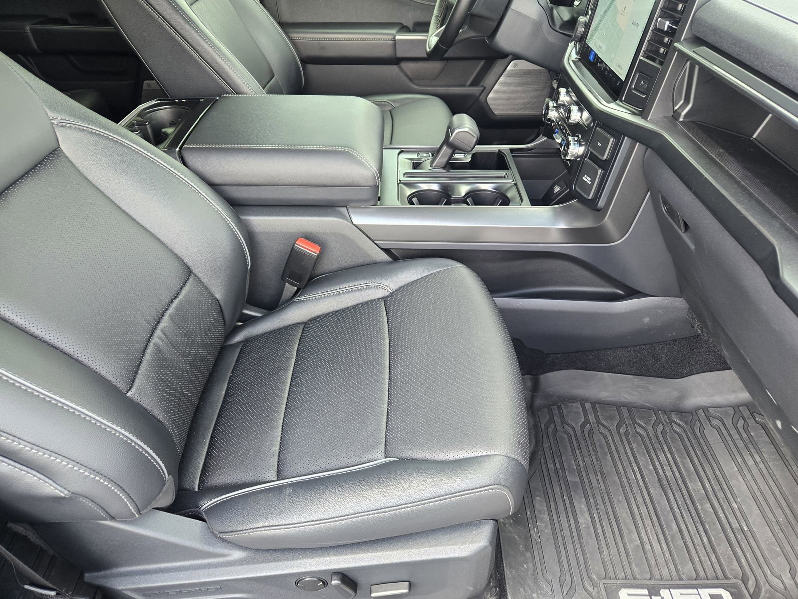 Used 2026 Ford F150 Lariat w/ FX4 Off-Road Package AWD/4WD image 14