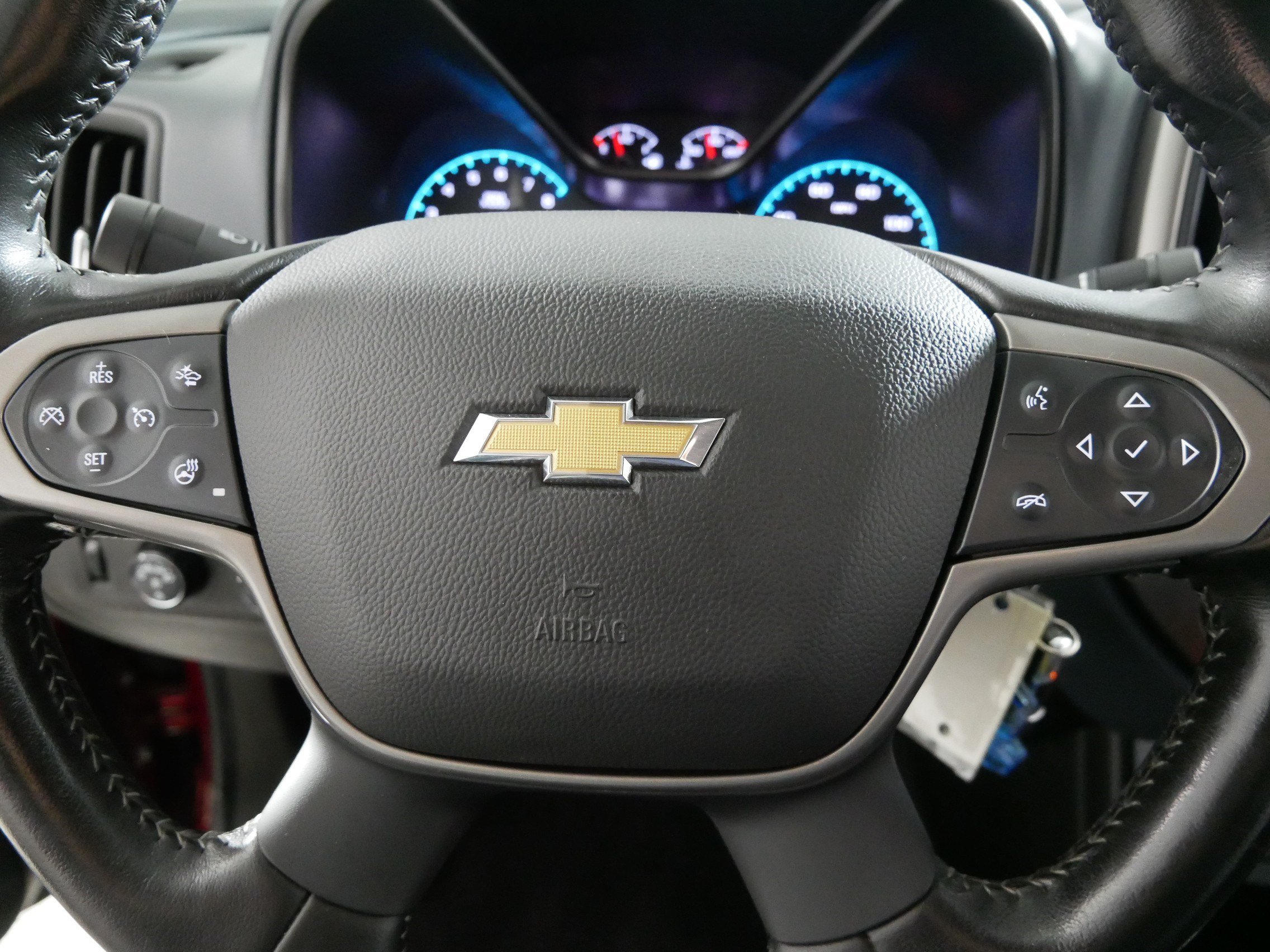 Certified 2022 Chevrolet Colorado Z71 w/ Trail Boss Package AWD/4WD image 25