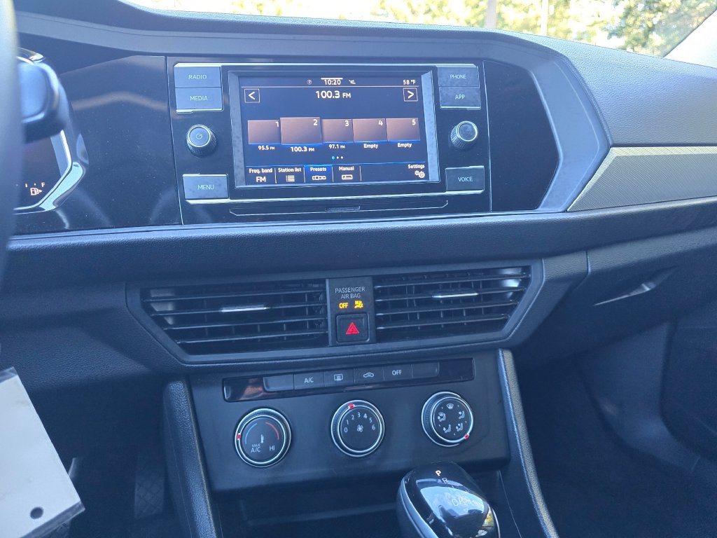 Used 2024 Volkswagen Jetta S FWD image 17