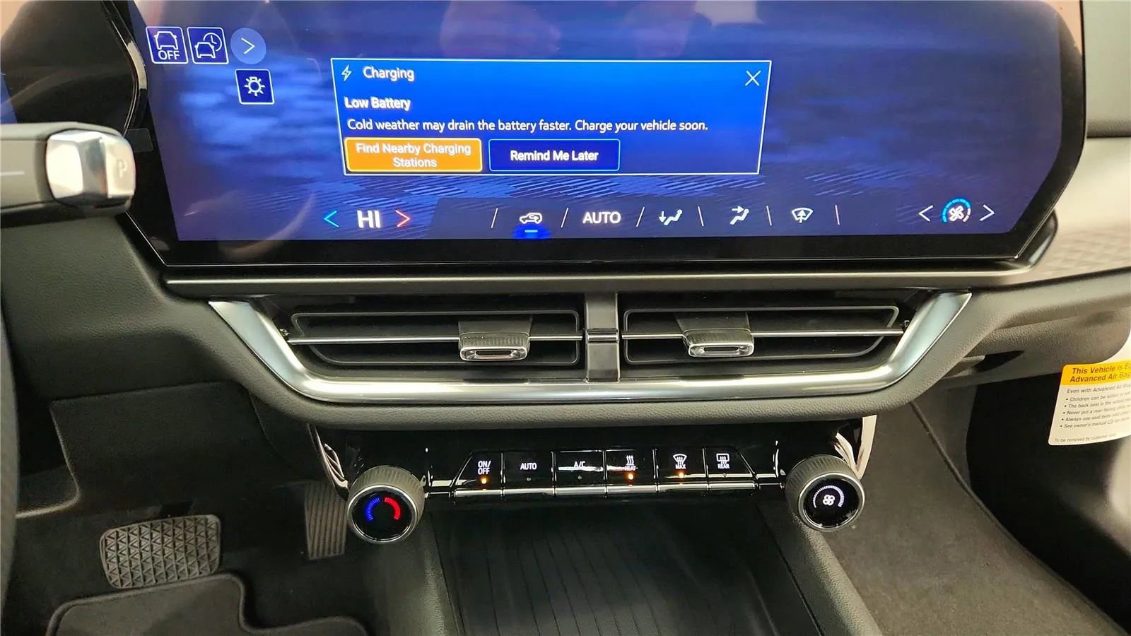 New 2026 Chevrolet Equinox EV LT w/ Midnight Package image 26