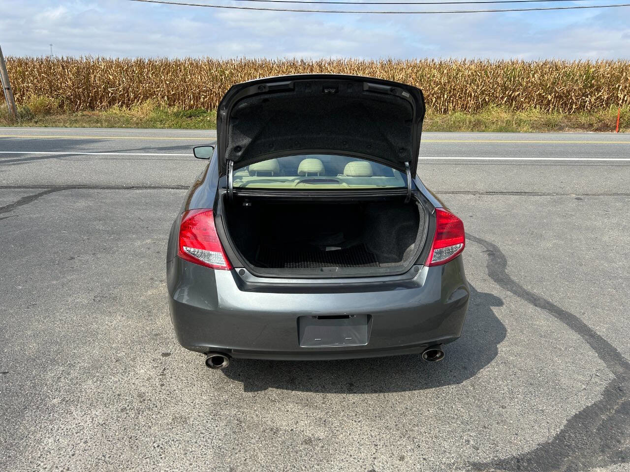 Used 2011 Honda Accord EX-L image 12