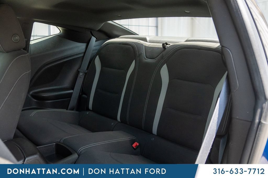 Used 2019 Chevrolet Camaro LT RWD image 19