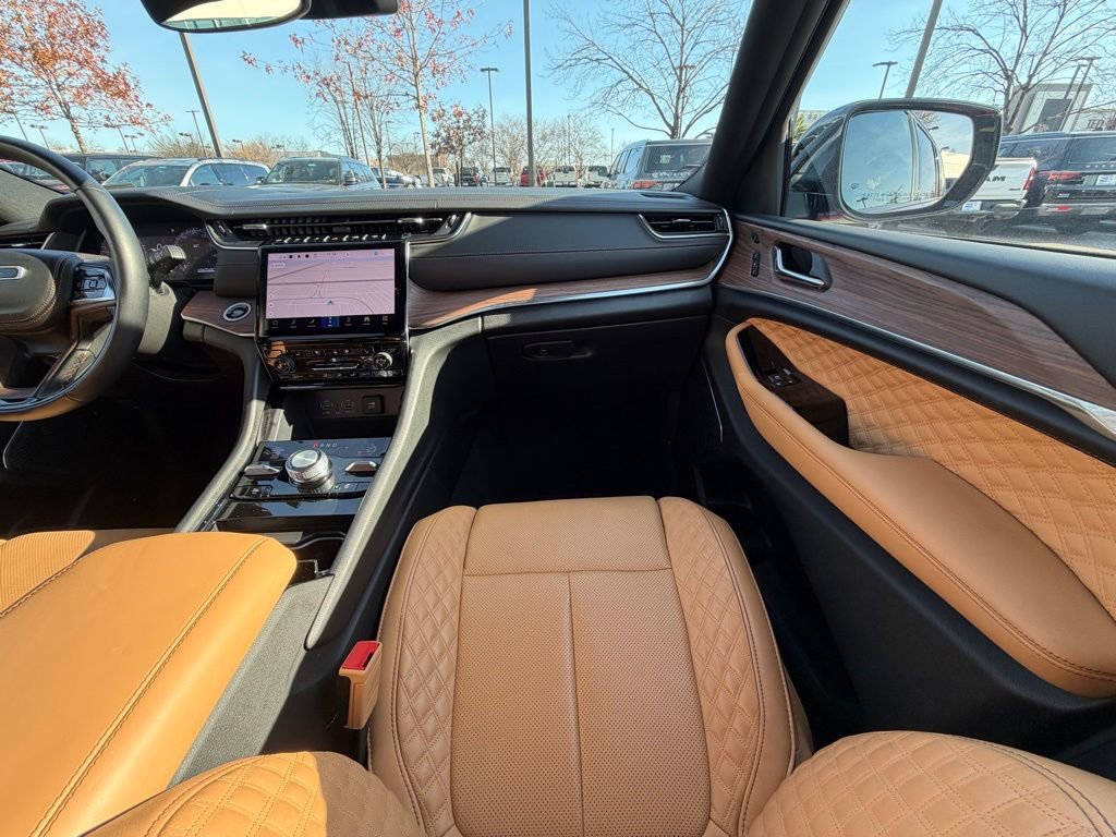Certified 2024 Jeep Grand Cherokee Summit image 20