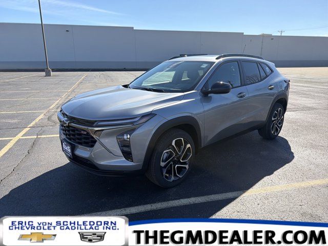 New 2026 Chevrolet Trax RS w/ Sunroof Package FWD image 1