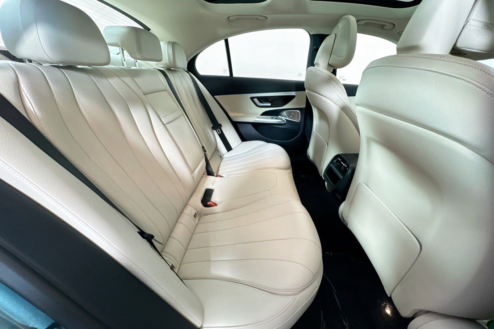 Certified 2026 Mercedes-Benz E 350 Sedan image 25
