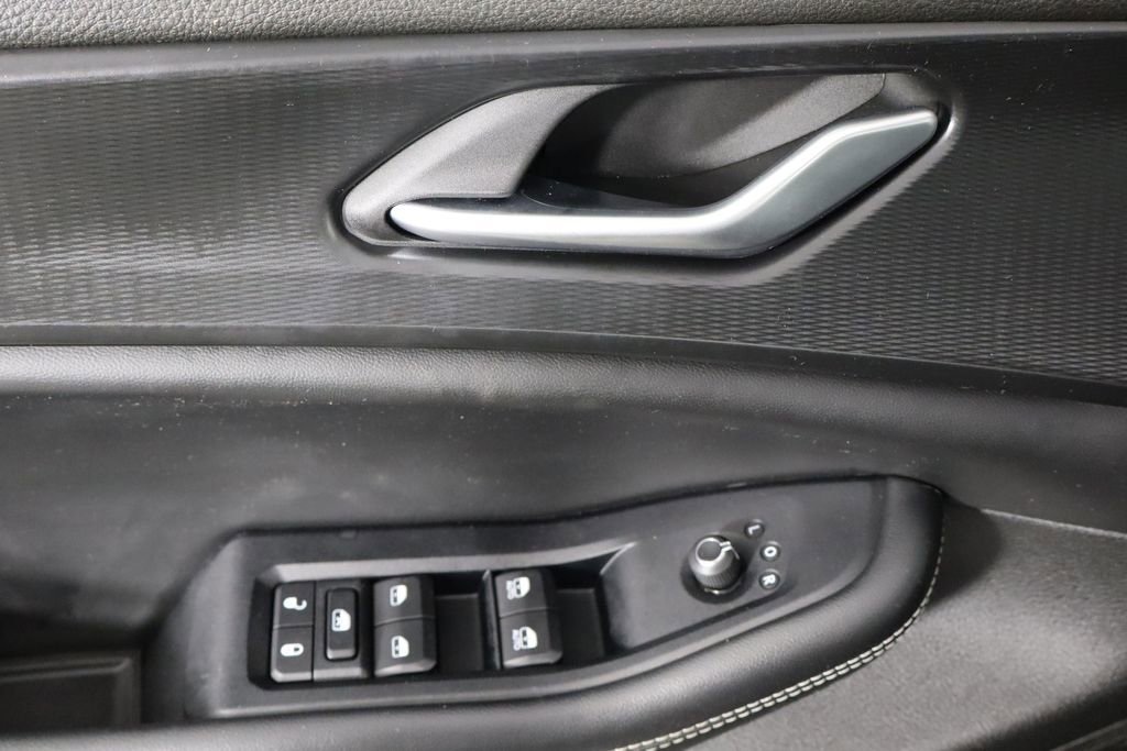 Used 2024 Jeep Grand Cherokee L Laredo AWD/4WD image 22