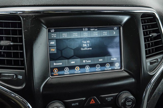 Used 2018 Jeep Grand Cherokee Laredo image 25