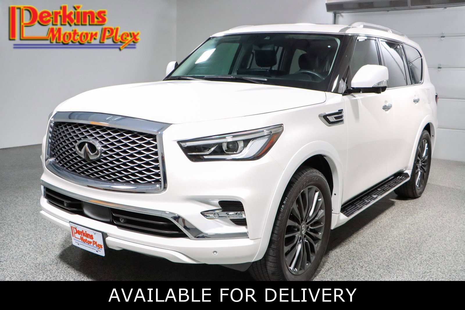 Used 2024 INFINITI QX80 Luxe w/ Cargo Package image 1