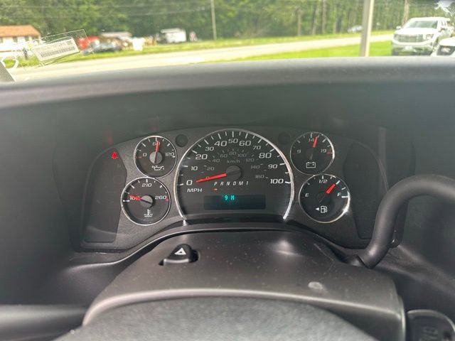 Used 2022 Chevrolet Express 2500 Extended w/ Driver Convenience Package image 21