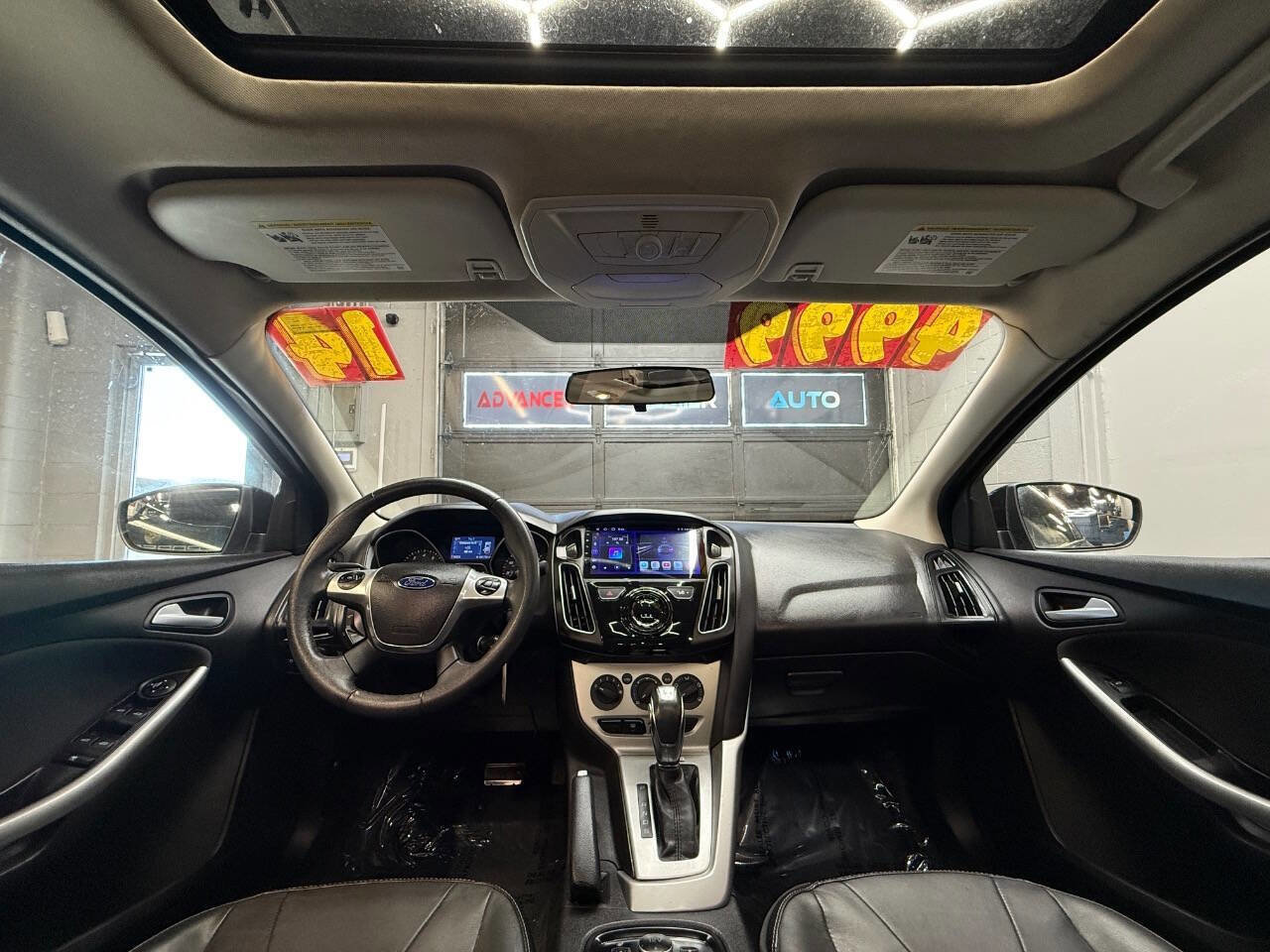 Used 2014 Ford Focus SE w/ Equipment Group 201A image 6