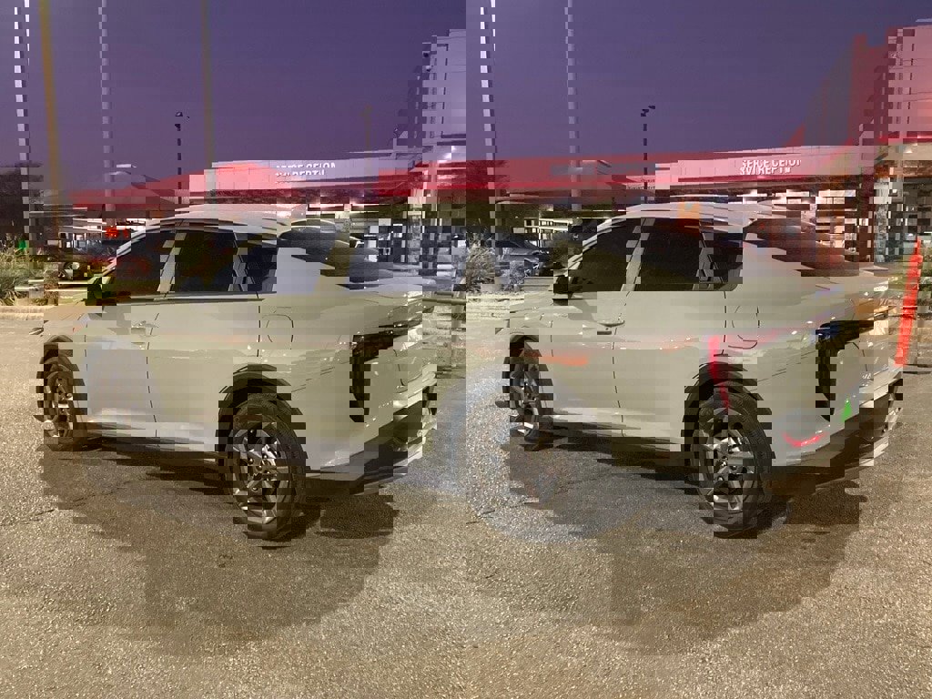 Used 2025 Kia K4 LXS image 6