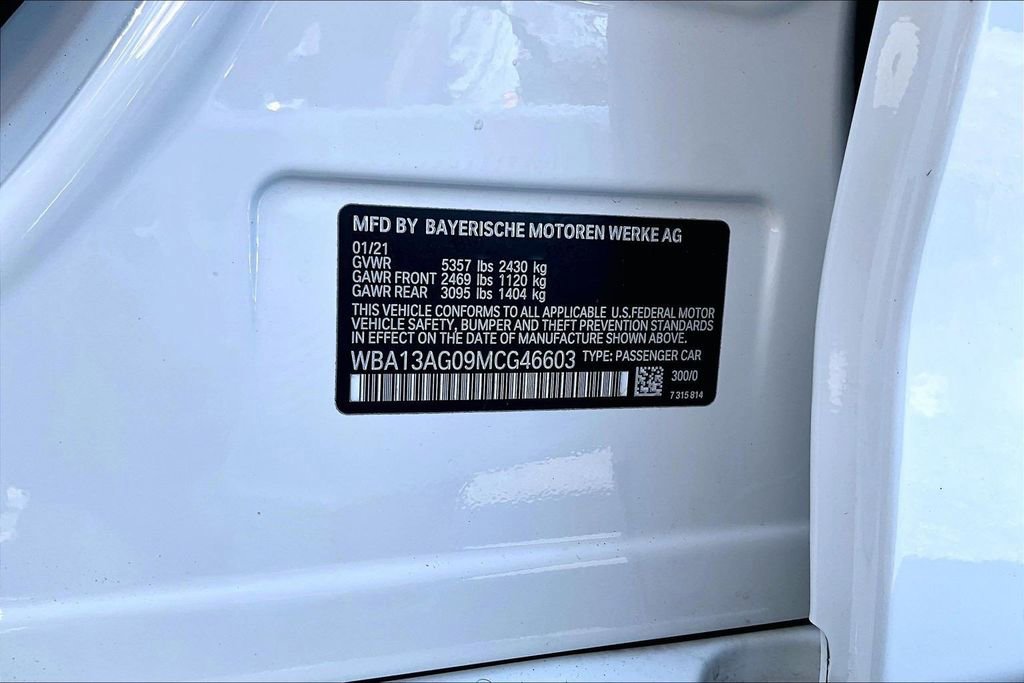 Used 2021 BMW 530e w/ Convenience Package image 19