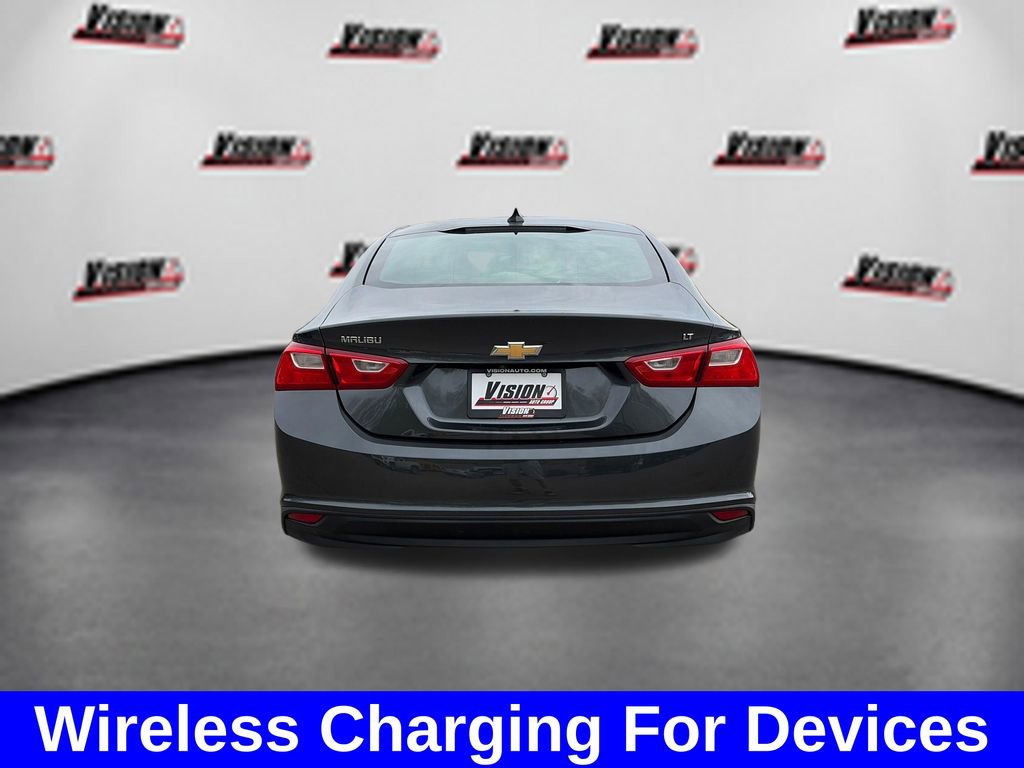 Used 2017 Chevrolet Malibu LT w/ Leather Package FWD image 12
