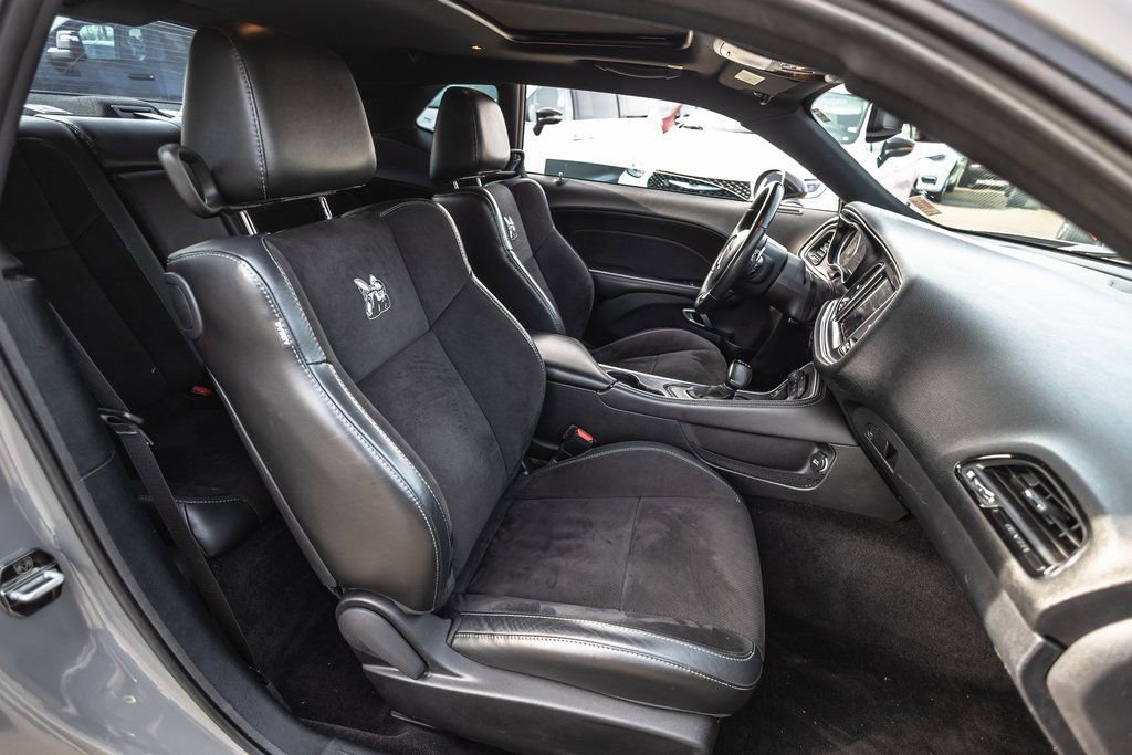 Used 2018 Dodge Challenger R/T Scat Pack image 27
