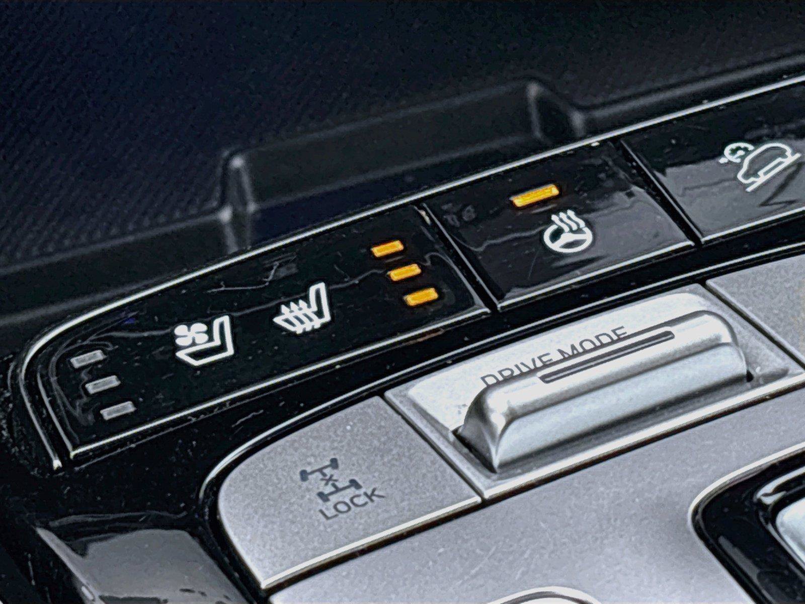 Certified 2024 Hyundai Tucson Limited AWD/4WD image 16