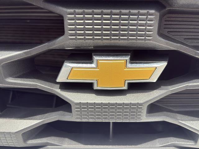 Used 2025 Chevrolet Silverado 1500 W/T RWD image 11