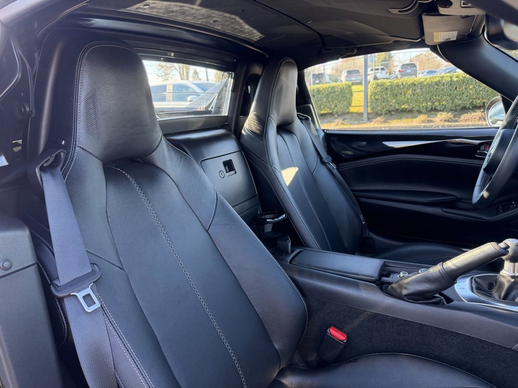 Used 2020 MAZDA MX-5 Miata RF Grand Touring image 35