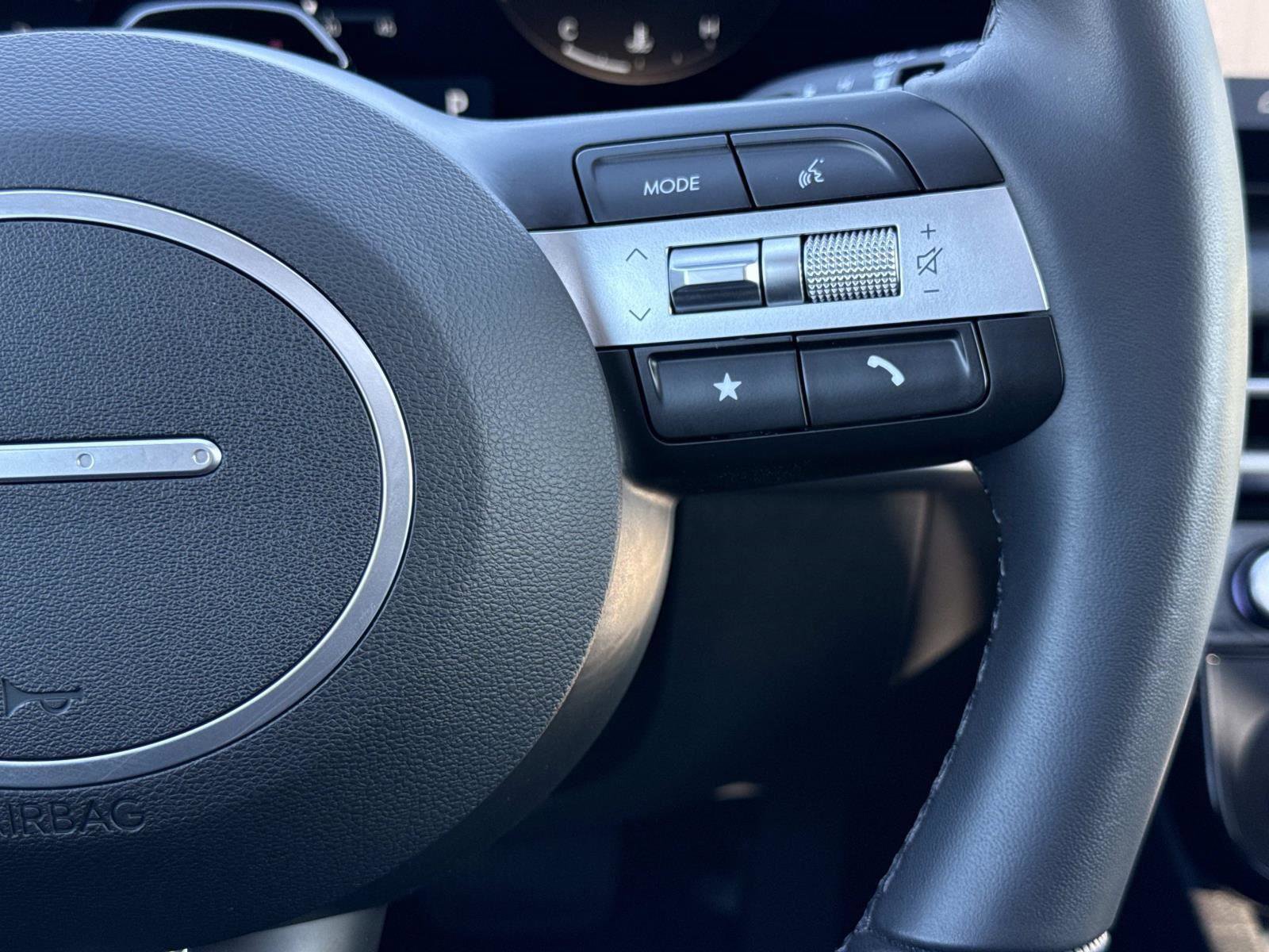 Used 2025 Hyundai Tucson SEL image 8