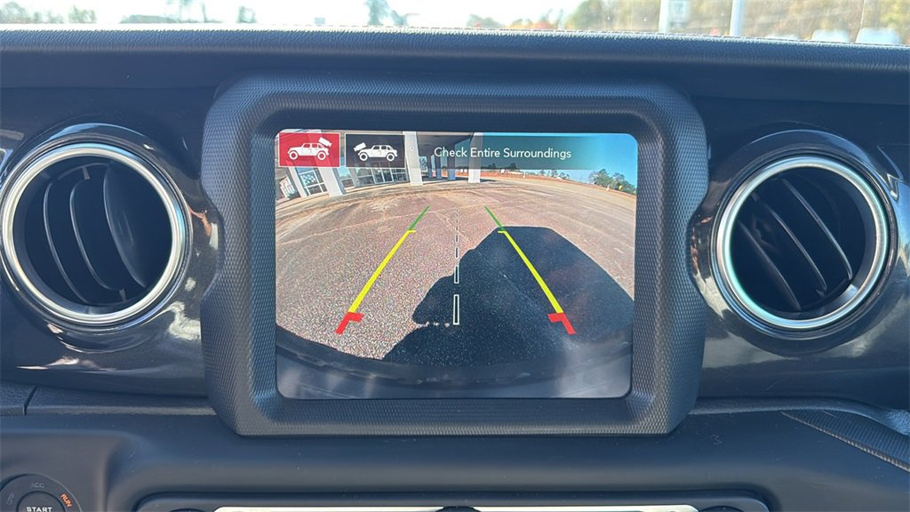 Used 2023 Jeep Wrangler Unlimited Rubicon 392 w/ Trailer Tow Package image 25