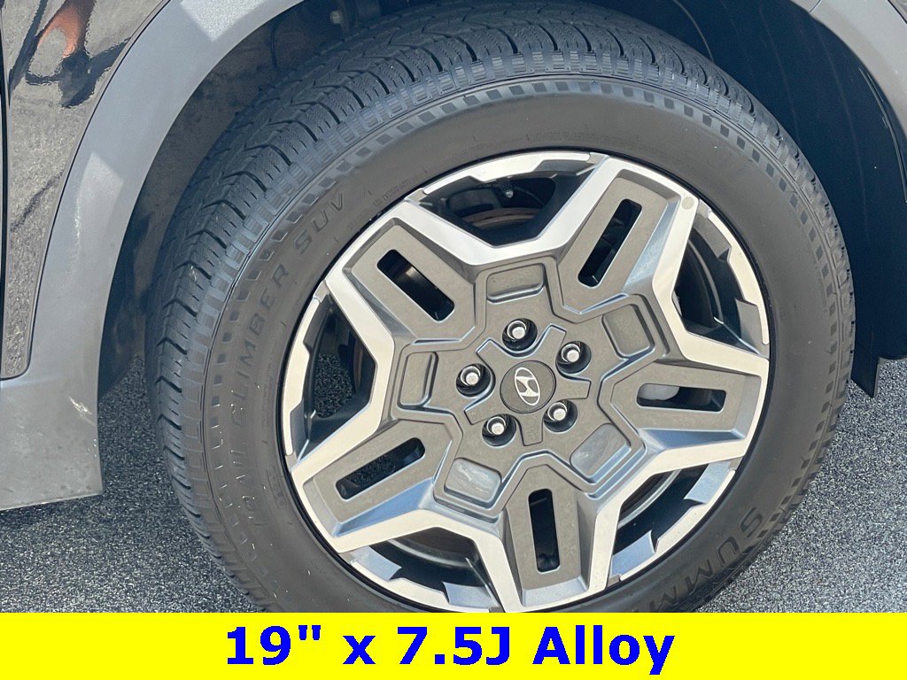 Used 2023 Hyundai Santa Fe Limited image 10