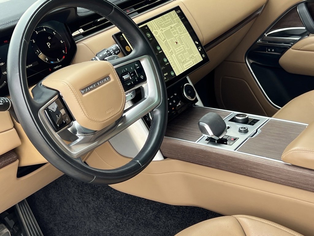 Used 2023 Land Rover Range Rover SE image 36