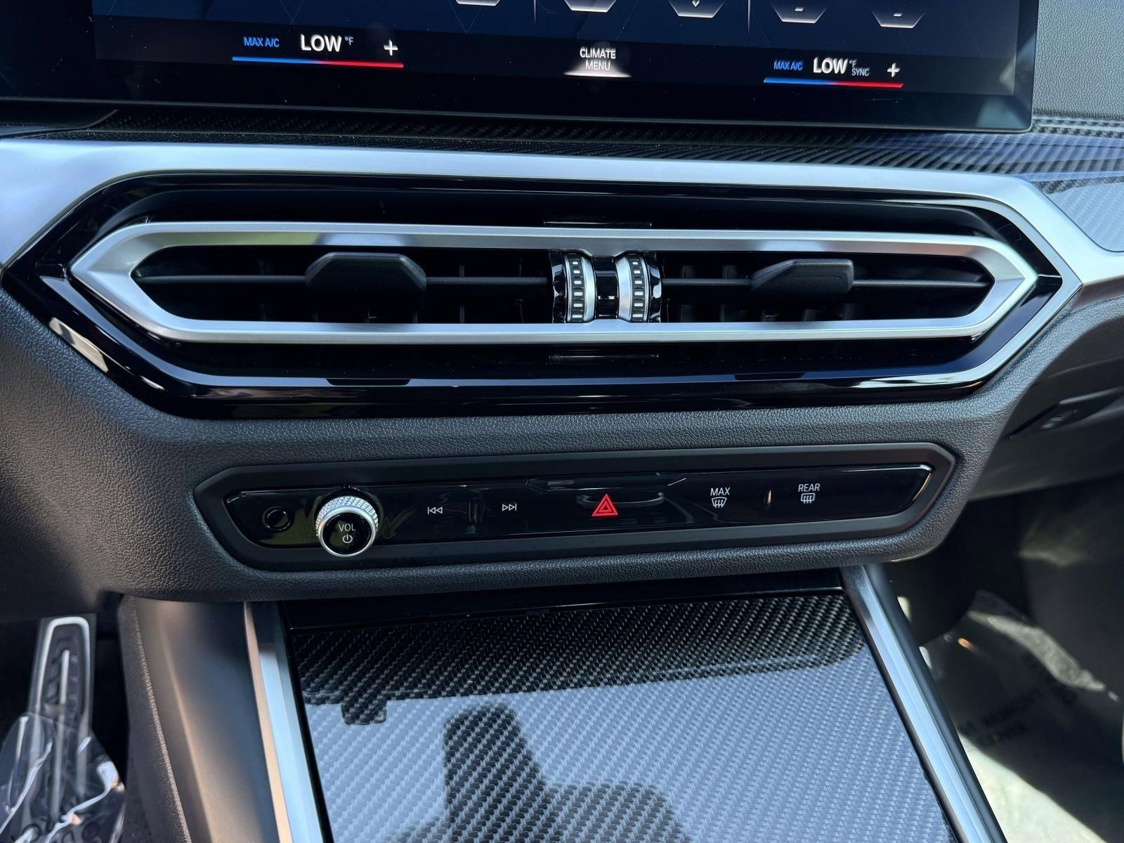 Used 2024 BMW M4 xDrive Competition w/ Executive Package image 40