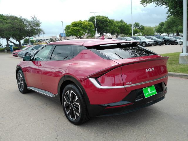 Used 2023 Kia EV6 Wind RWD image 11
