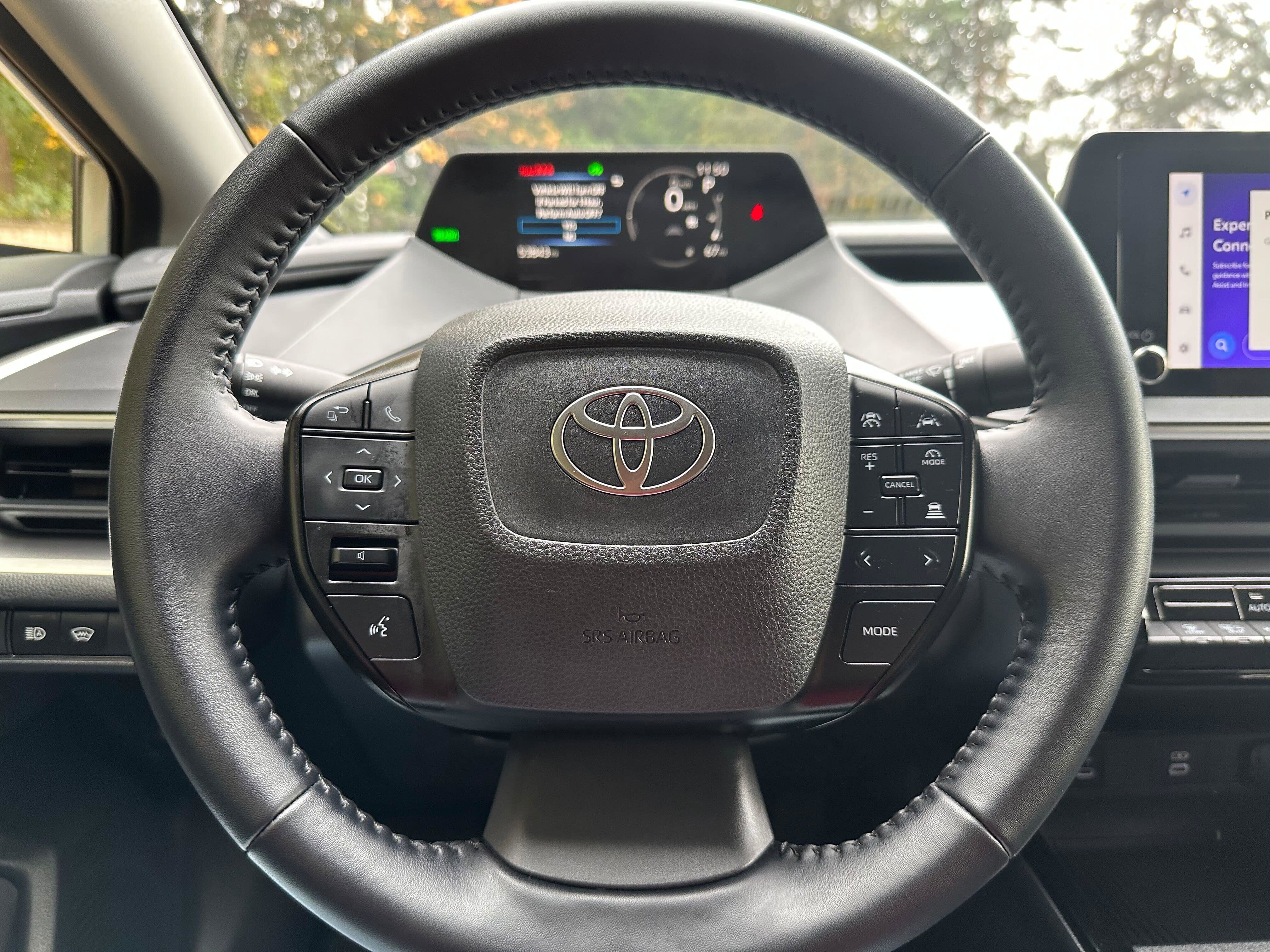 Used 2023 Toyota Prius LE image 22