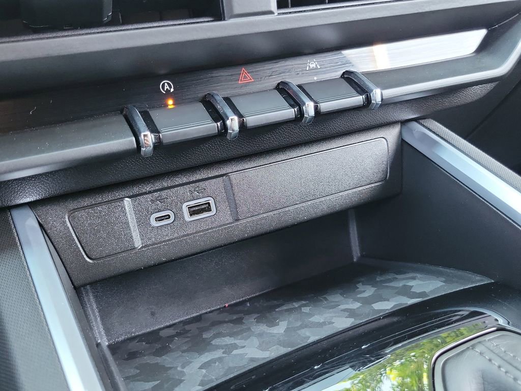 Used 2023 Chevrolet Colorado Trail Boss w/ Advanced Trailering Package image 12