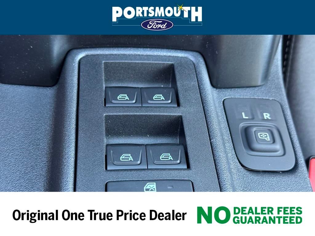 New 2025 Ford Bronco Badlands image 24