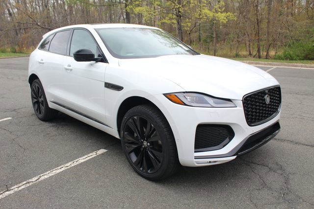 New 2026 Jaguar F-PACE R-Dynamic S image 10