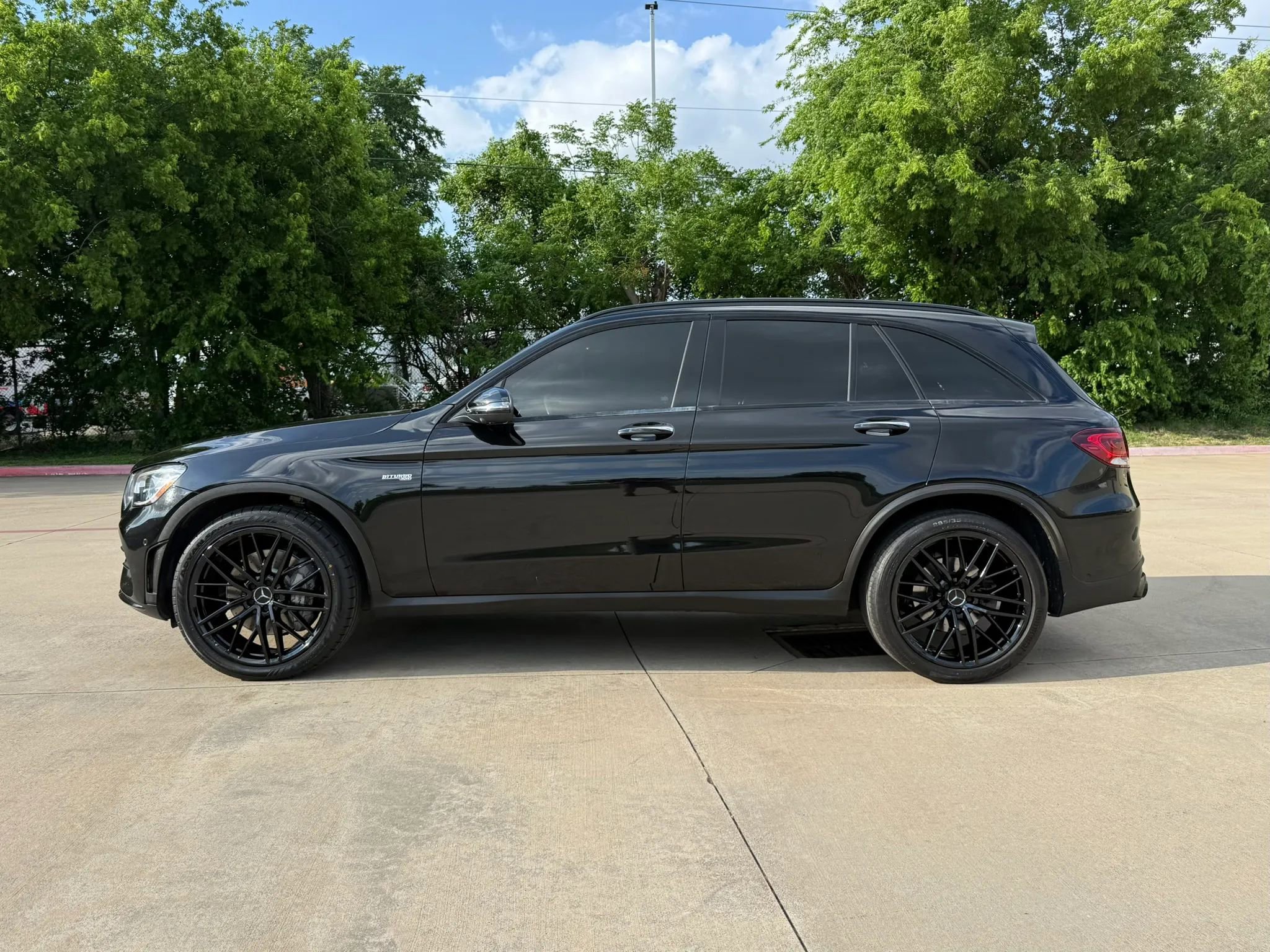 Used 2021 Mercedes-Benz GLC 43 AMG 4MATIC image 3
