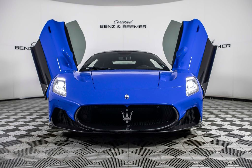 Used 2022 Maserati MC20 Coupe image 8