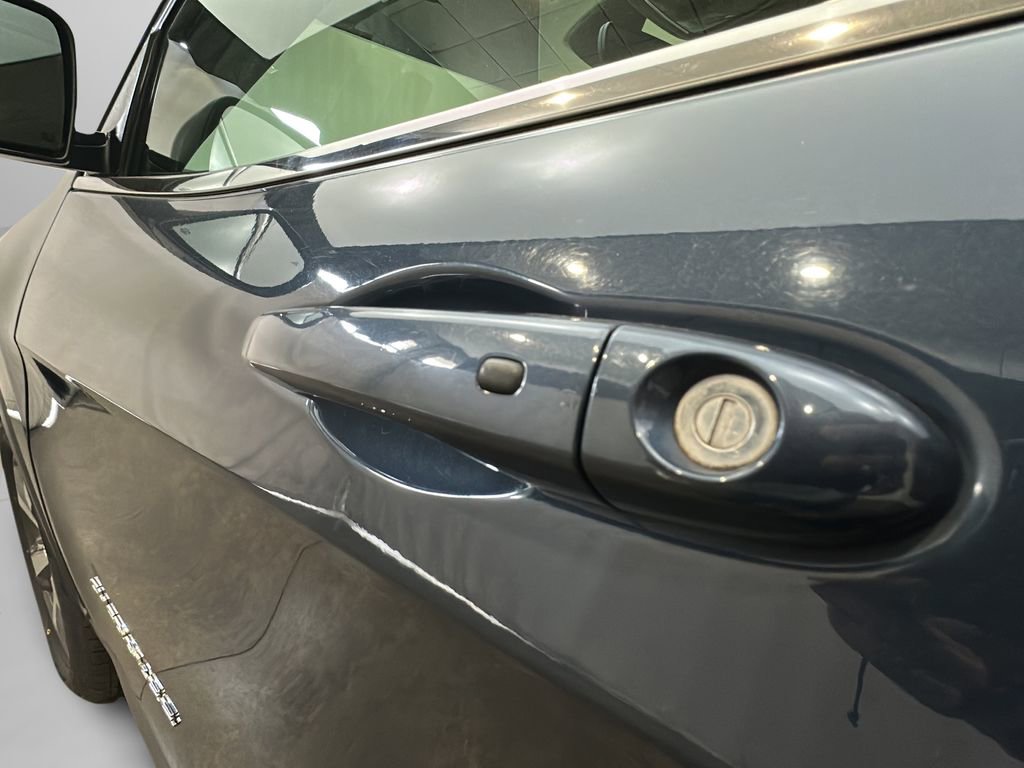 Used 2019 Jeep Cherokee Limited image 29