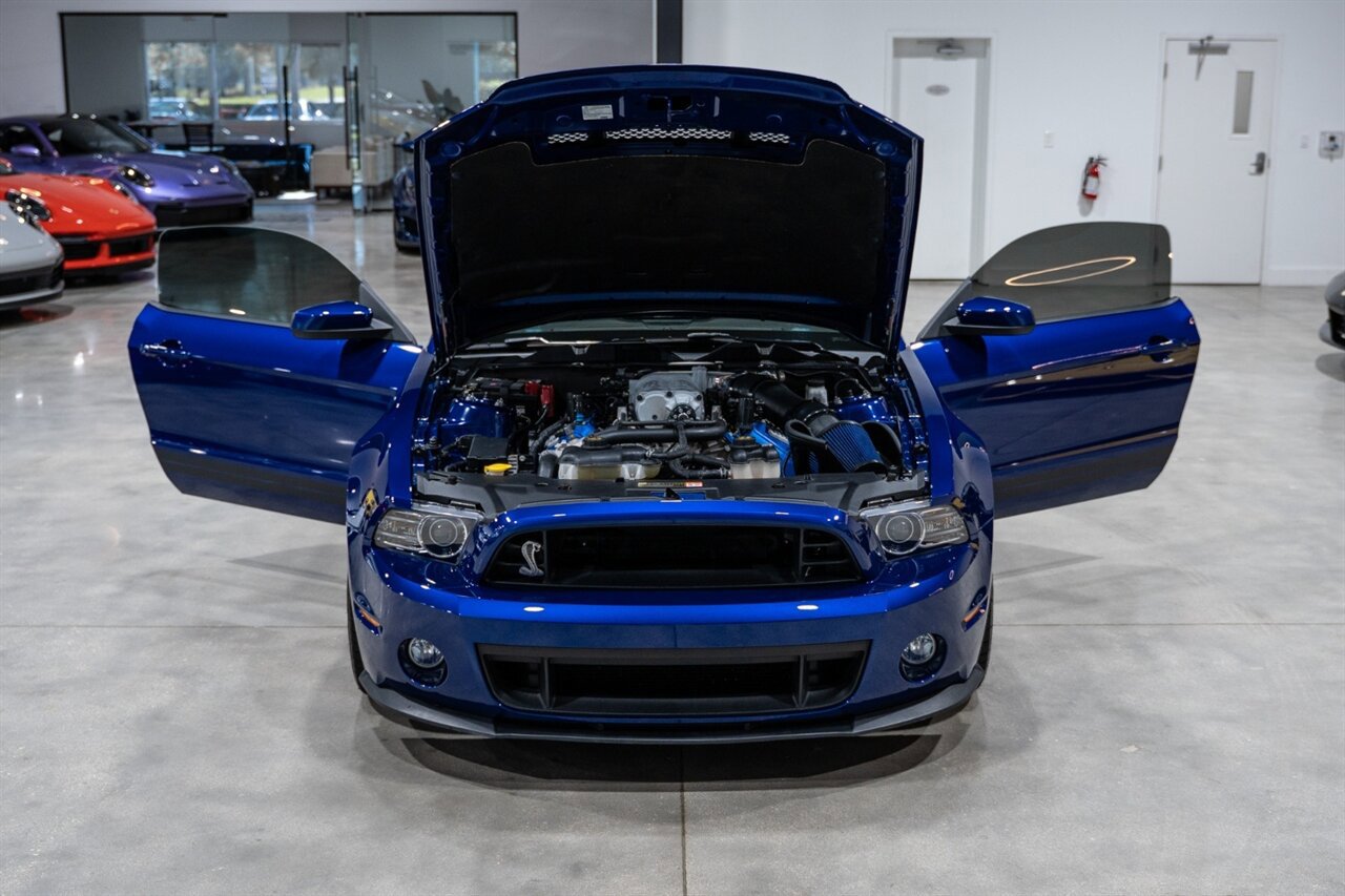 Used 2013 Ford Mustang Shelby GT500 RWD image 37