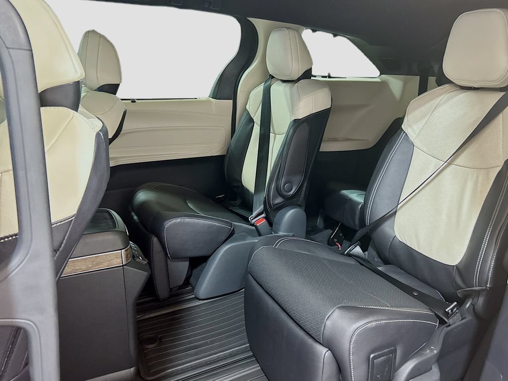 New 2026 Toyota Sienna Platinum AWD/4WD image 24