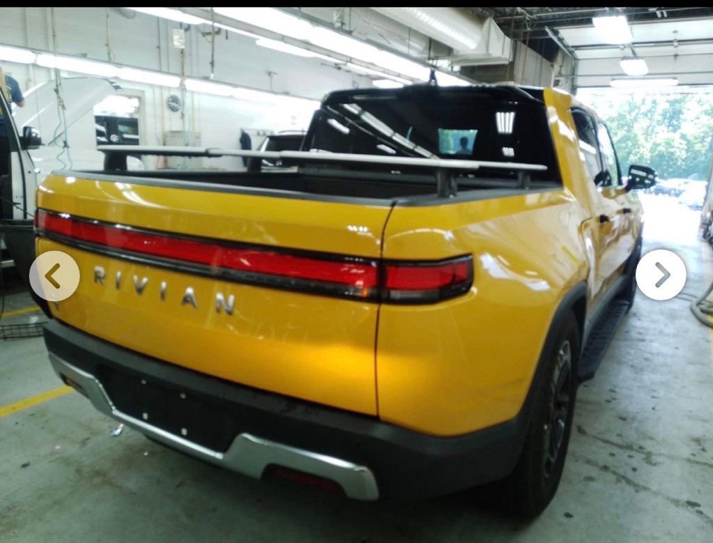 Used 2023 Rivian R1T Adventure AWD/4WD image 6
