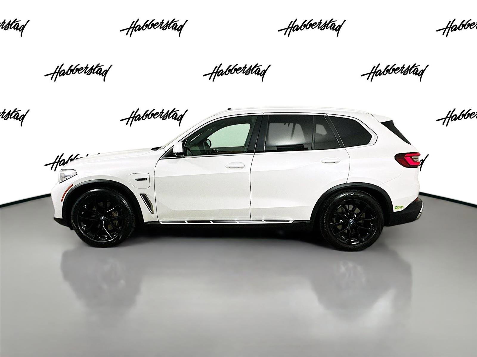 Certified 2022 BMW X5 xDrive45e image 8