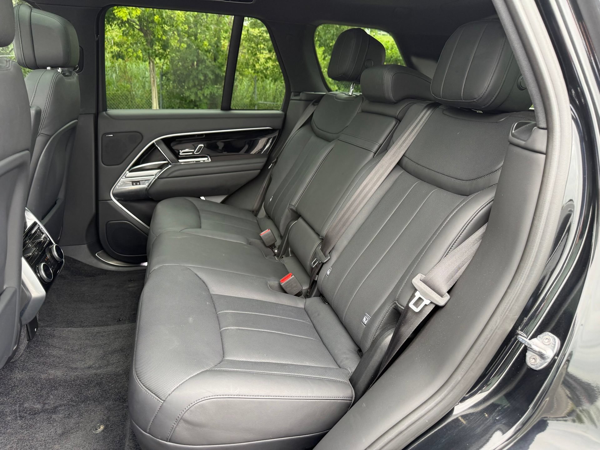 Certified 2023 Land Rover Range Rover SE AWD/4WD image 21