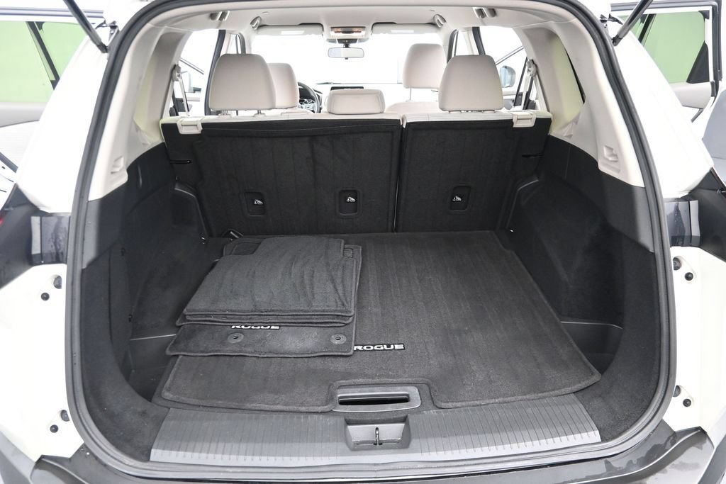 Used 2023 Nissan Rogue SV AWD/4WD image 10