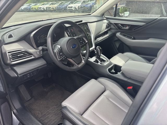 Used 2021 Subaru Outback Limited w/ Popular Package #2 image 3