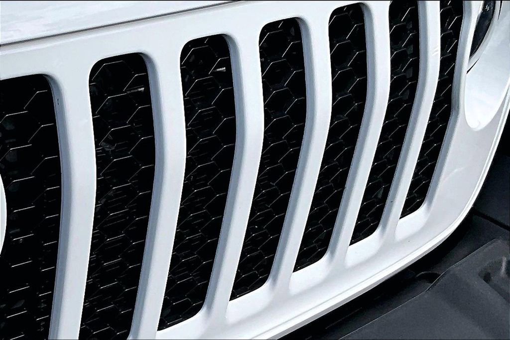 Used 2024 Jeep Wrangler Sport S image 31