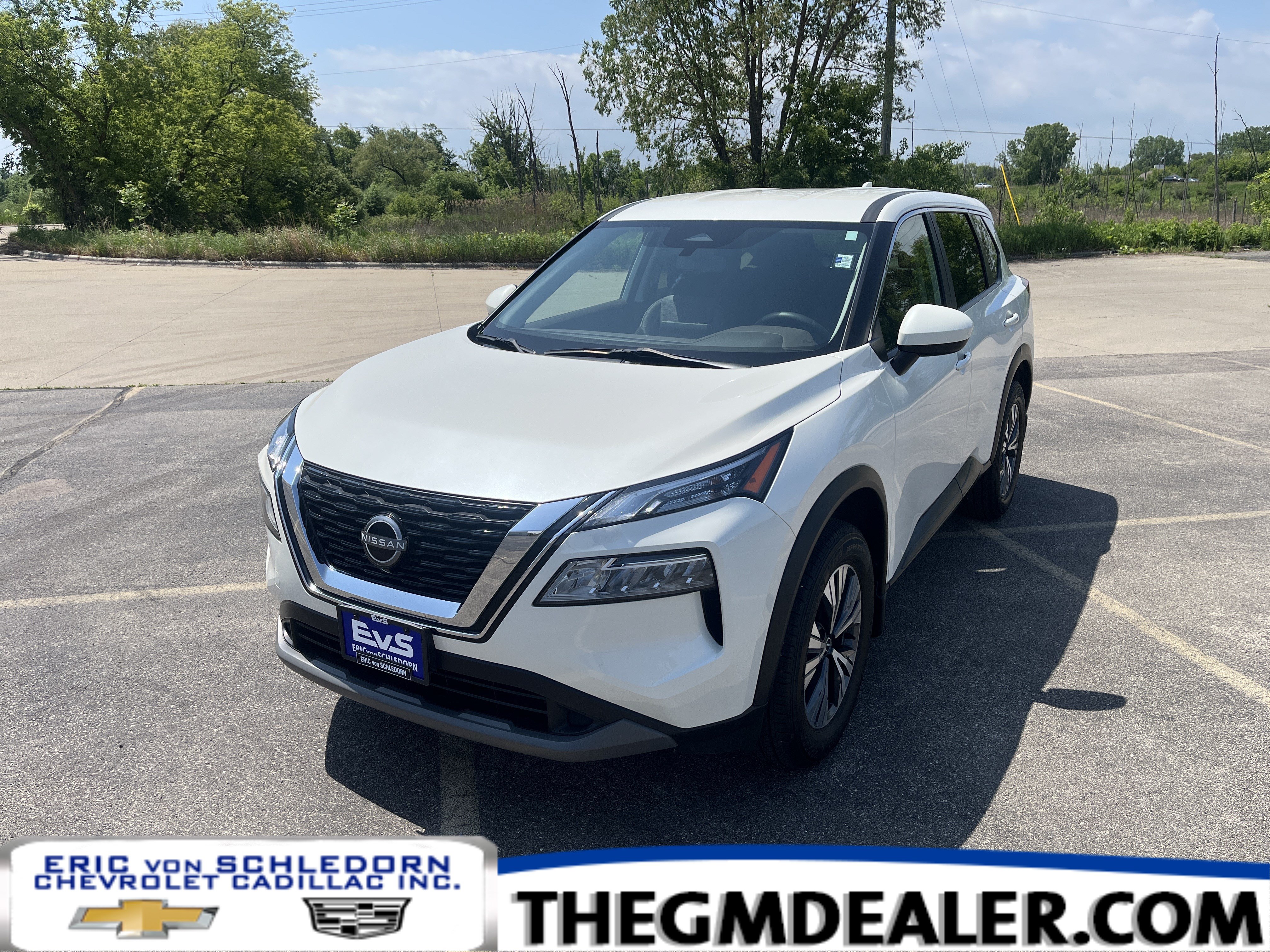 Used 2023 Nissan Rogue SV