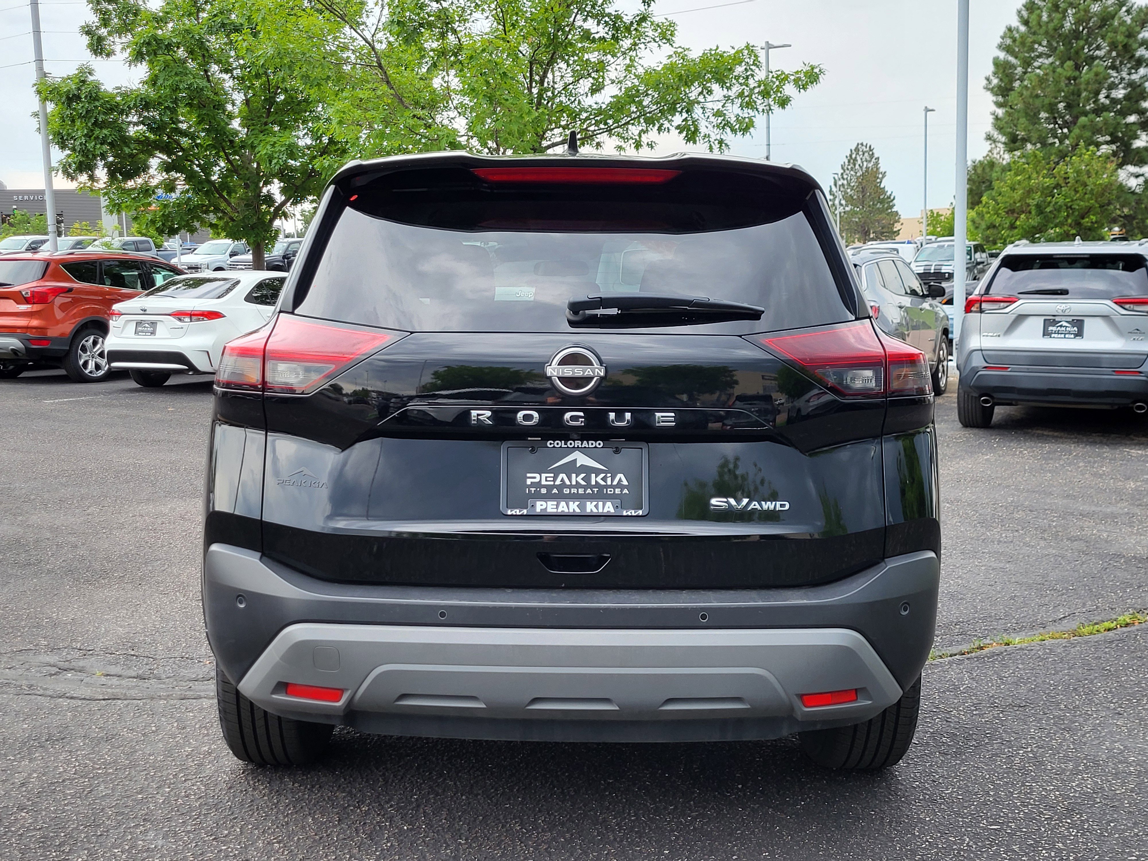 Used 2022 Nissan Rogue SV image 13