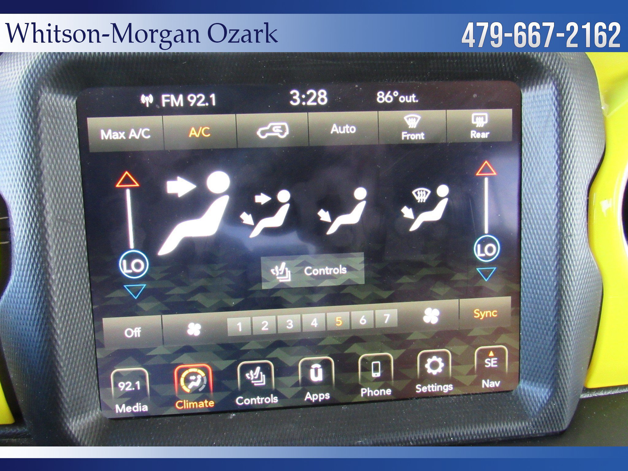 Used 2022 Jeep Wrangler Unlimited Sahara w/ Cold Weather Group AWD/4WD image 40