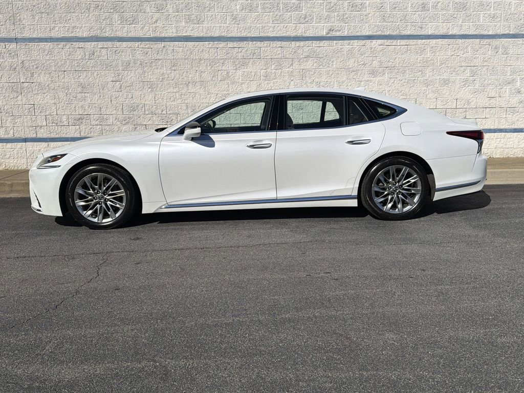 Used 2018 Lexus LS 500 w/ Accessory Package (Z2) image 4