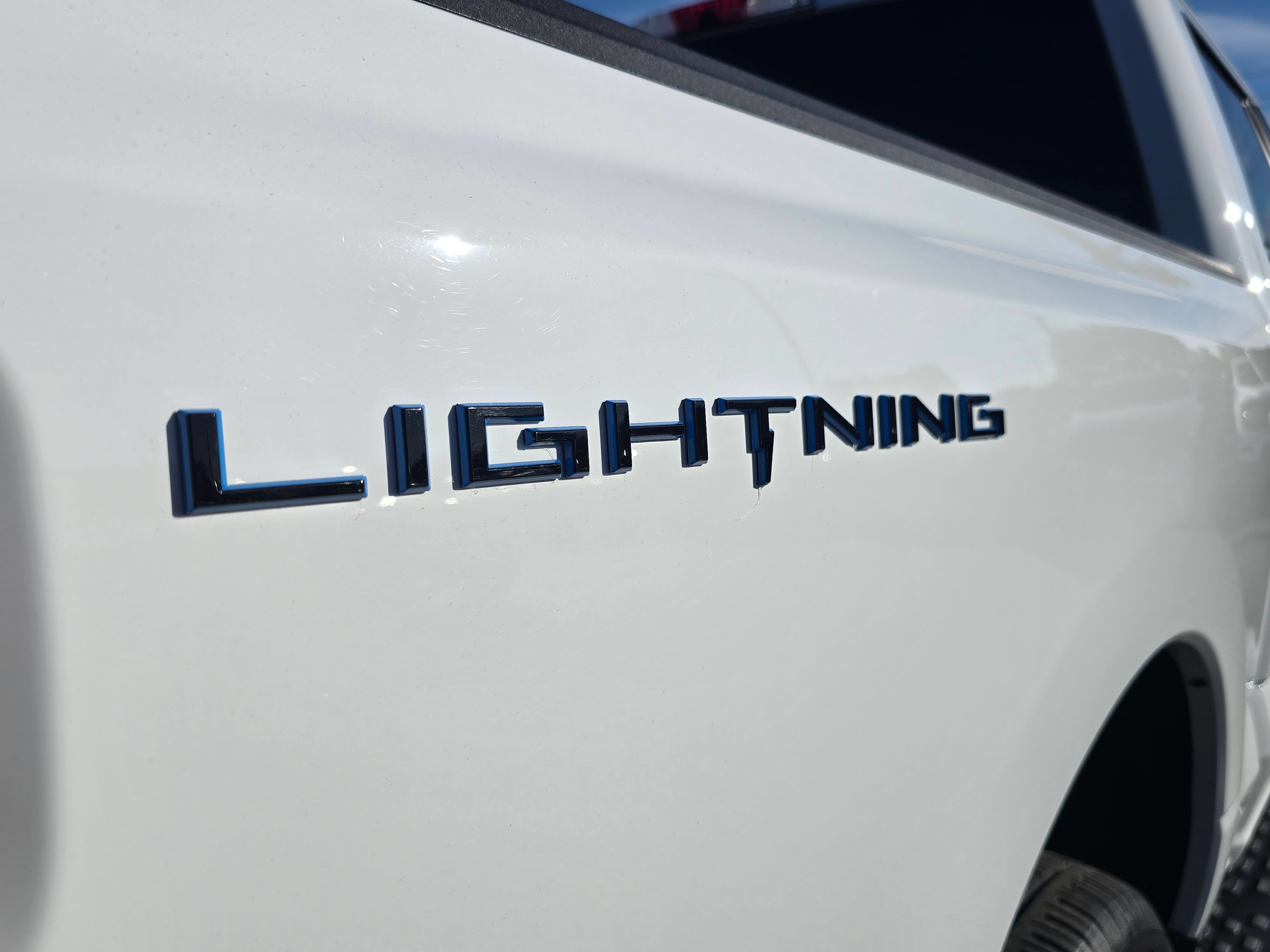 Certified 2025 Ford F150 Lightning XLT AWD/4WD image 17