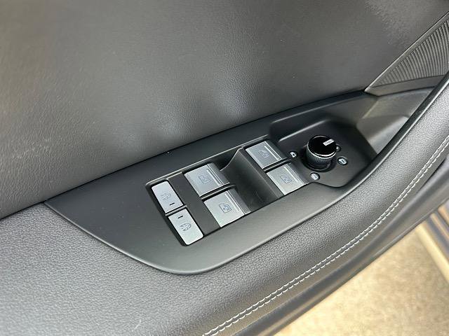 Used 2020 Audi A6 3.0T allroad Premium Plus w/ Audi Side Assist Package image 18