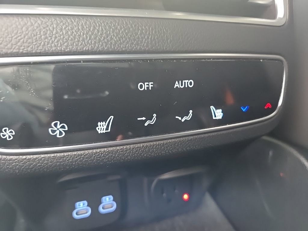 Used 2026 Genesis GV70 3.5T Sport Prestige image 32